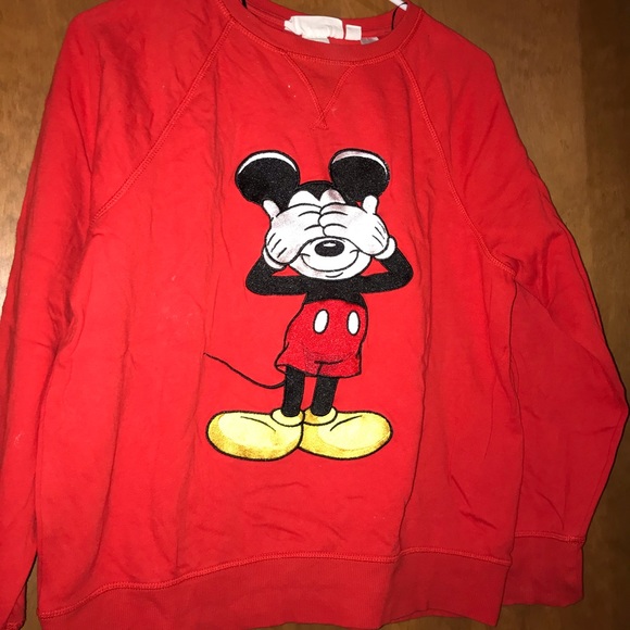 H&M Tops - red crewneck H&M Tops - red crewneck